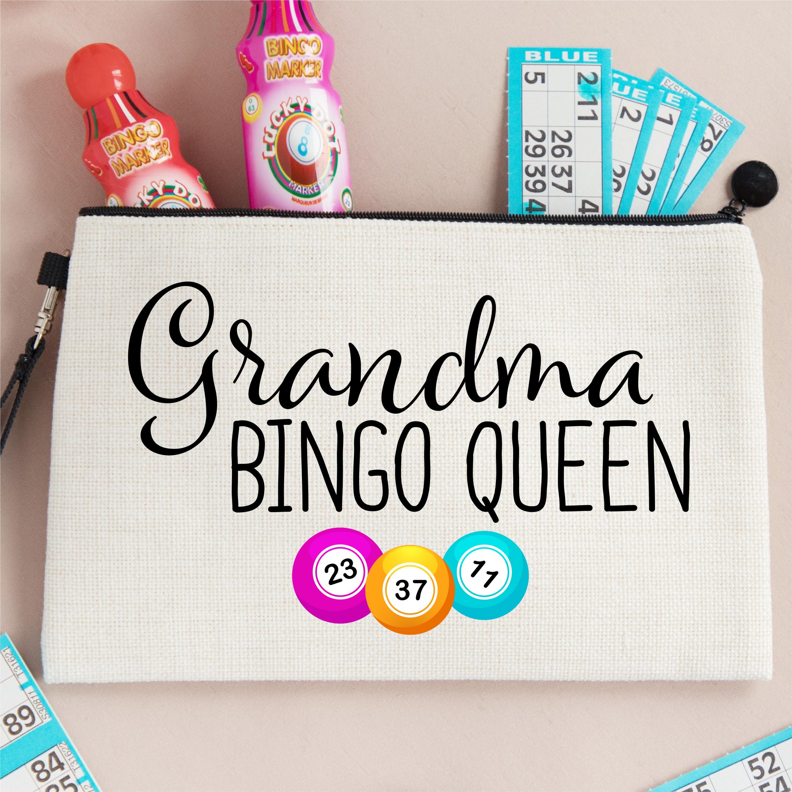 Grandma Bingo Queen Linen Pouch - Gift for Grandma - Image 4