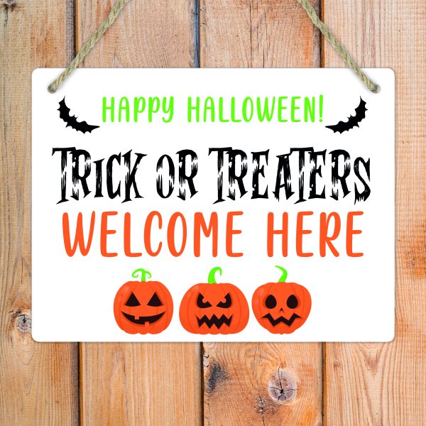 Halloween Trick Or Treaters Welcome Metal Hanging Sign Plaque