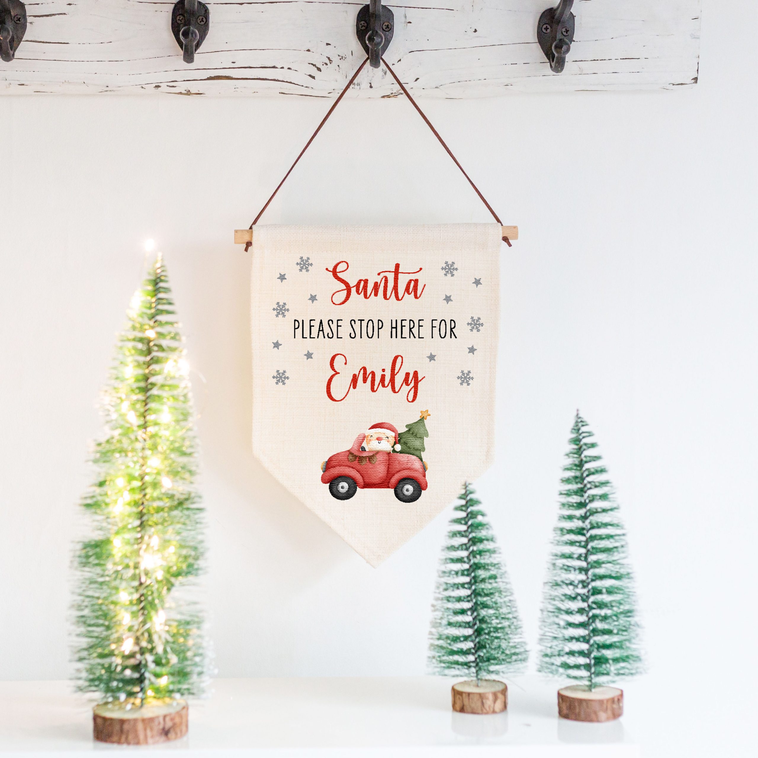 Personalised Santa Stop Here Linen Flag - Seasonal Family Xmas Wall Art Décor - Image 2